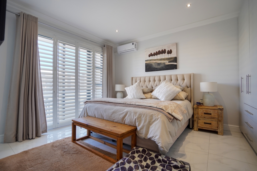 4 Bedroom Property for Sale in Sandown Western Cape